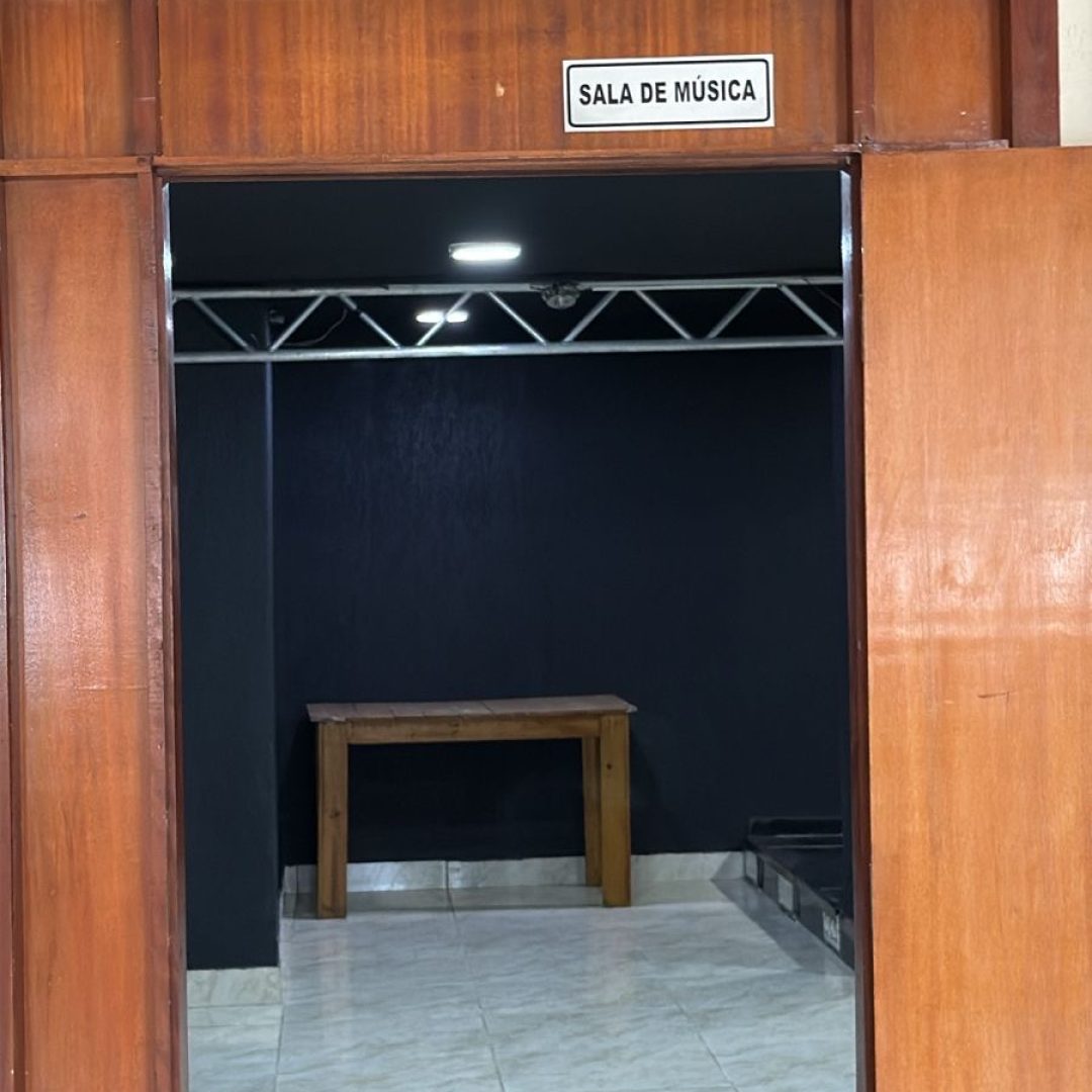 70d00a18-fdd4-47da-aea4-d8b4b3869bea